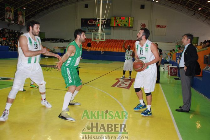 Akhisarlı Devler; YeşilGiresun’u Devirdi